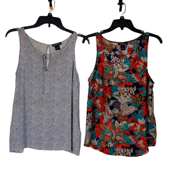 Lucky Brand Silk Presley Tank & Cream/Blue Patterned Tank, Small - Picture 1 of 5